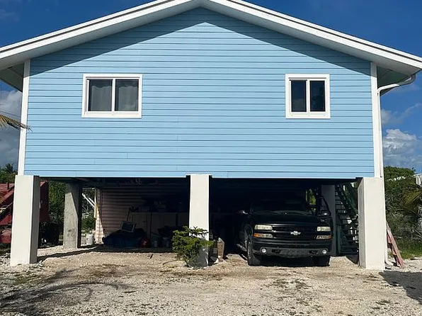 63 E Cahill Ct, Big Pine Key, FL 33043