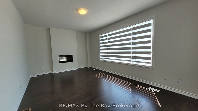Wasaga Beach House for rent - 4 Bedrooms — photo 3