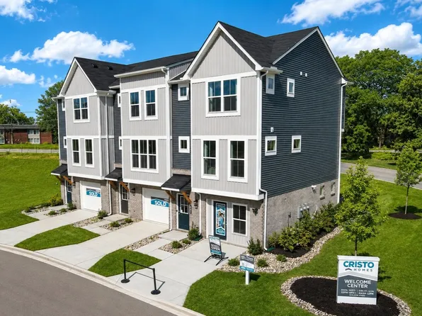 602 Brightview Pl #34, Forest Park, OH 45240