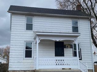 43 S 2nd St, Mount Wolf, PA 17347