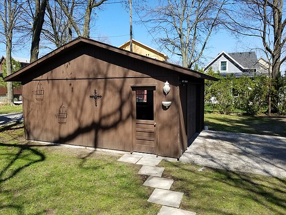 Single Car Garage