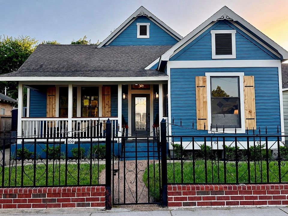 1st image of 2109 Gentry St