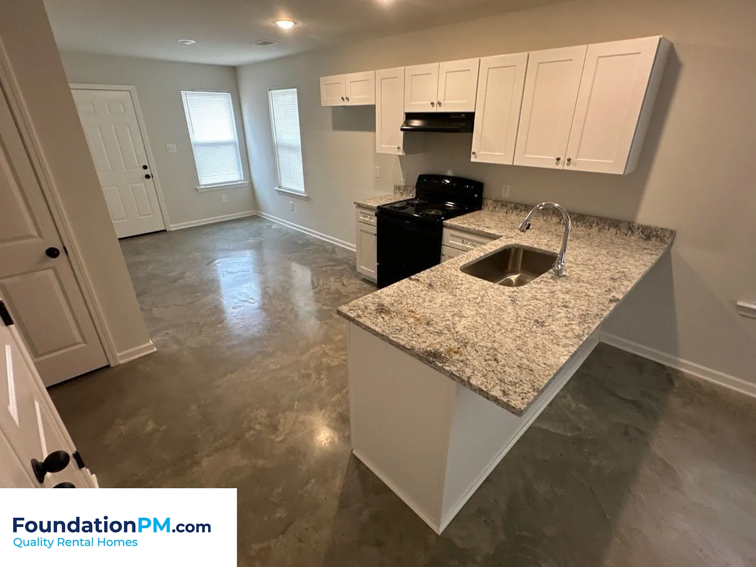 2504 SL Henry Street (AF 05/15/26) - 1 — Photo 1