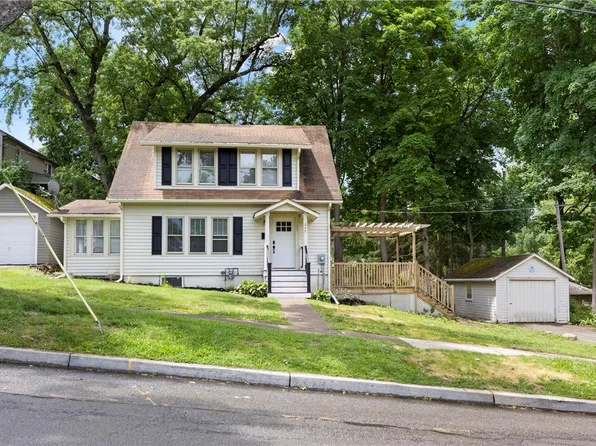 247 Wall St, Corning, NY 14830