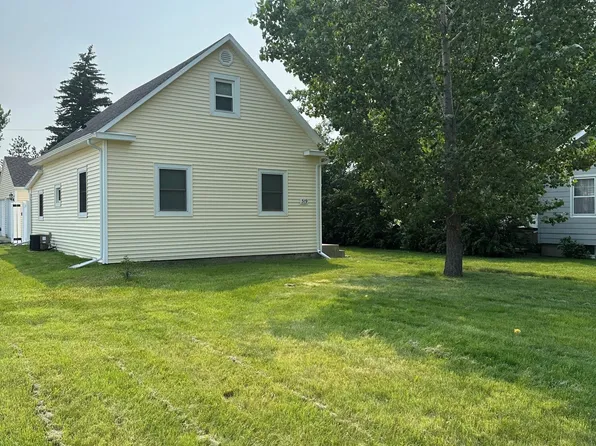 319 N 3rd St, New Salem, ND 58563