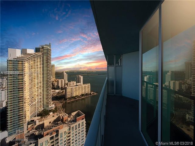 1st image of 1900 N Bayshore Dr APT 3218