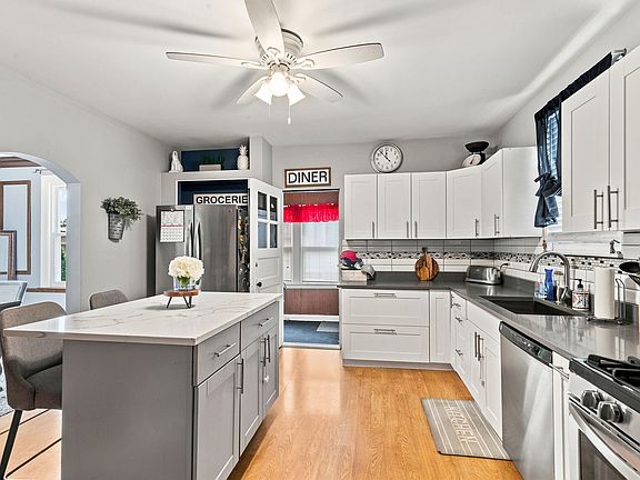 3rd image of 3949 N Natchez Ave