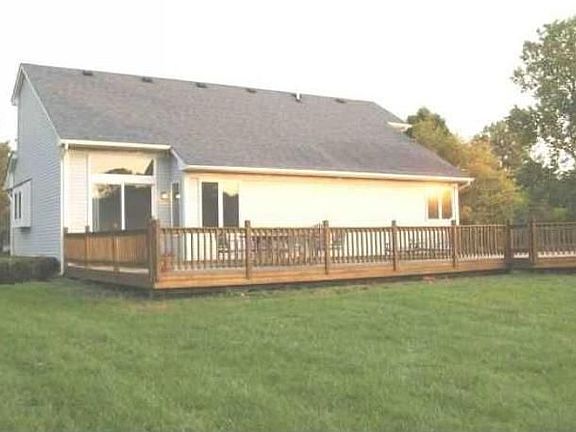 2nd image of 150 Huff Lake Ct