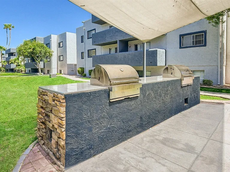 1325 W Guadalupe Rd — Photo 47