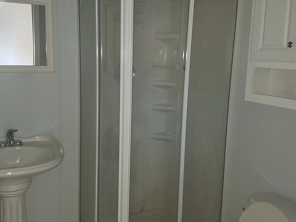 3rd image of 3026-28 W Palmer St #2F