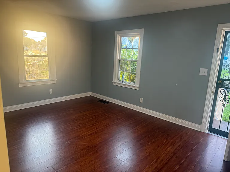 604 Creel Ave — Photo 6