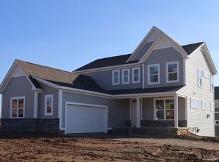 301 Reign Way, Pataskala, OH 43062