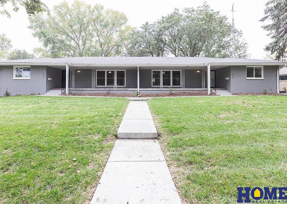 1st image of 2535 Saint Thomas Dr