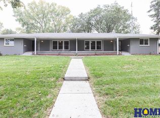 2535 Saint Thomas Dr, Lincoln, NE 68502
