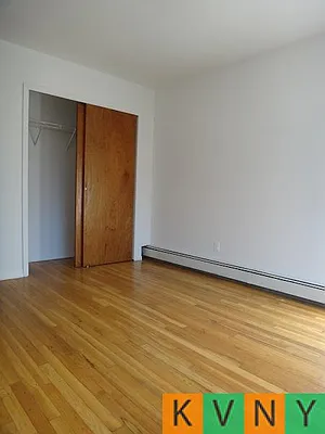 Rented by KVNY Soho | media 44