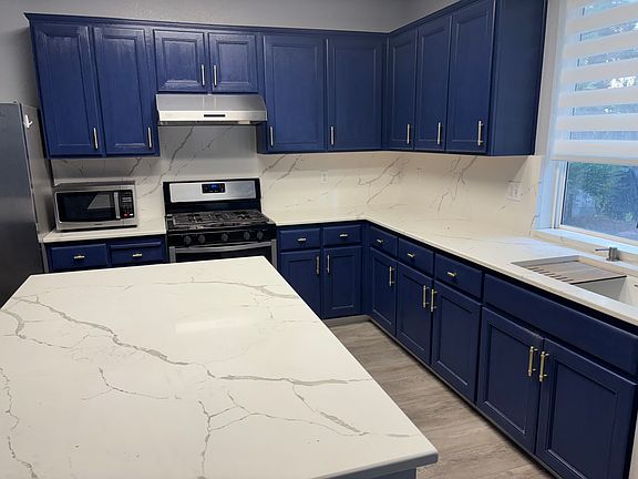 4th image of 4499 Callisto Ln