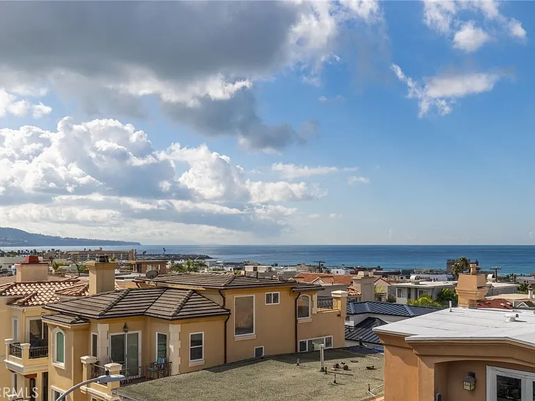 701 Loma Dr — Photo 45