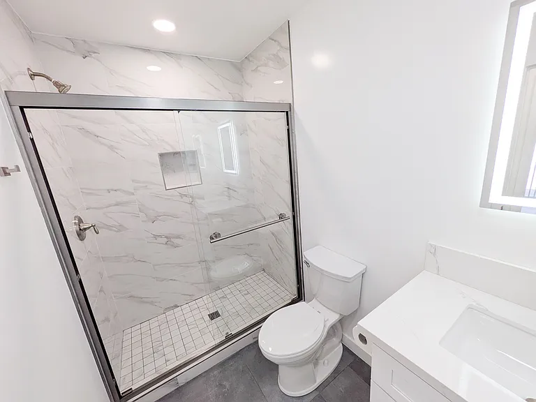 414 E Puente St — Photo 3