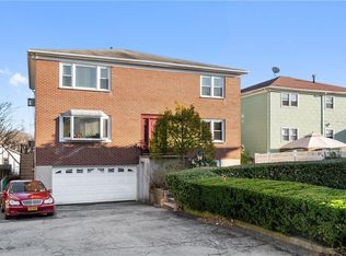 15 Bryn Mawr Pl, Yonkers, NY 10701