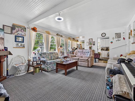 5th image of 1562 Parkgate Dr