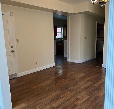 5th image of 226 Renner Ave