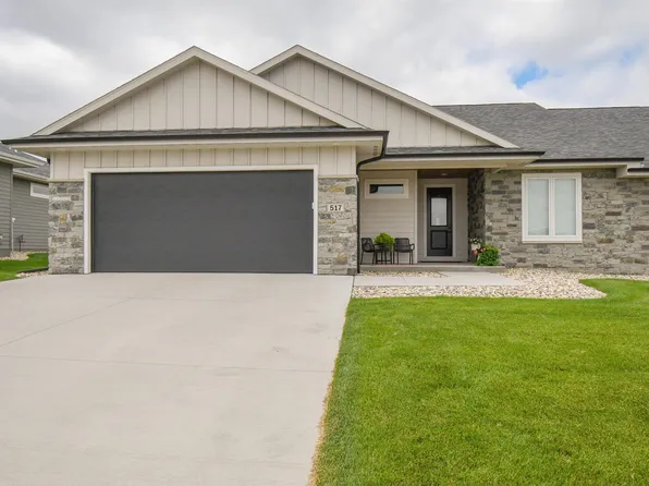 517 N Wildcat Dr, Sioux Falls, SD 57110
