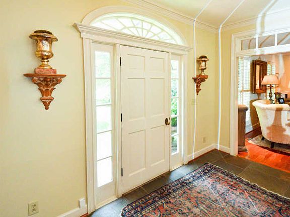 5th image of 3245 Blueberry Hill Pl NW
