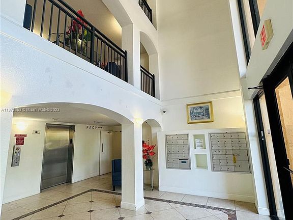 3rd image of 9300 Fontainebleau Blvd #E605