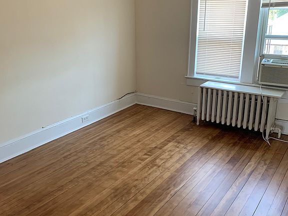 2nd image of 2 College Ave