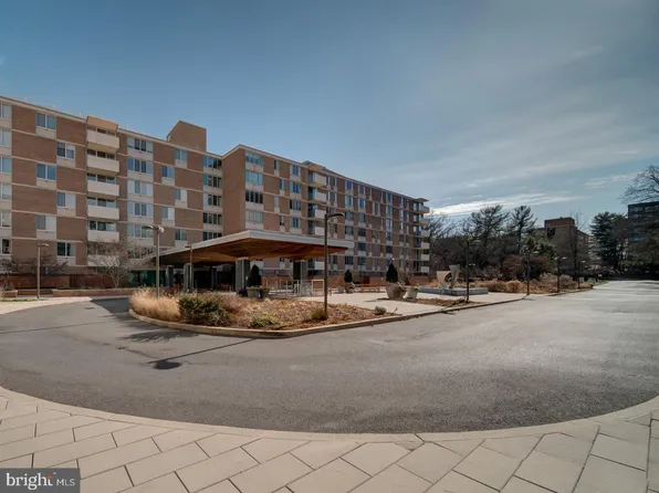 2939 Van Ness St NW APT 807, Washington, DC 20008