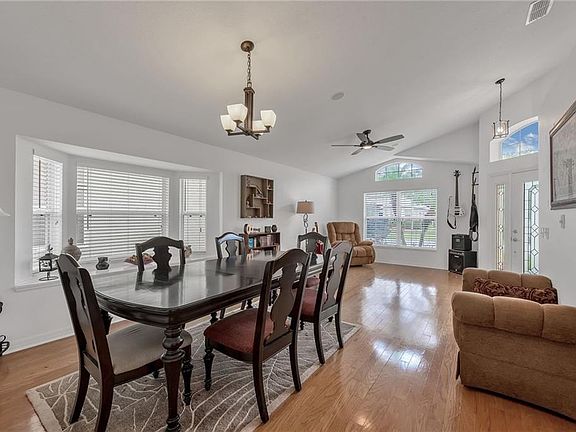 5th image of 13719 Mirror Lake Dr
