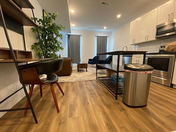 2nd image of 2531 W Girard Ave APT 3