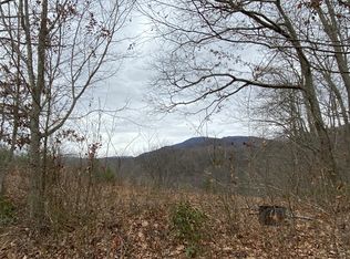 452 Ray Simerly Rd, Hampton, TN 37658