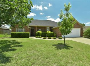 1517 Oak Tree Cir, Weatherford, TX 76086
