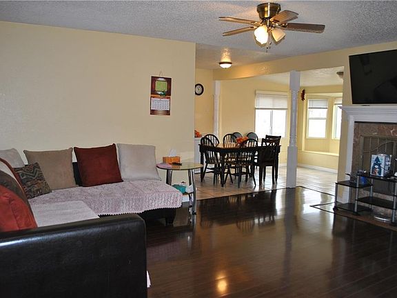 2nd image of 10301 Camwood Dr