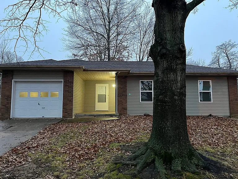 123 Hannah Dr #1 — Photo 2