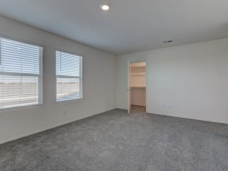 1505 Pamela Springs Ln — Photo 12