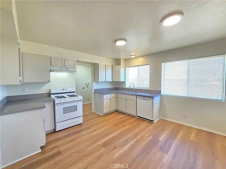 6611 California City Blvd #6611F — Photo 3