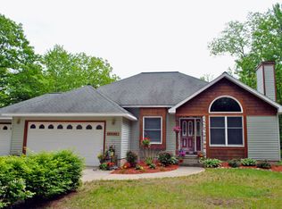 4955 Club House Trl, Gaylord, MI 49735