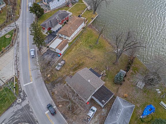 5th image of 7601 Lake Shore Dr