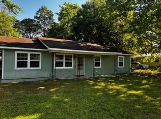 642 Lee Rd, Hinesville, GA 31313