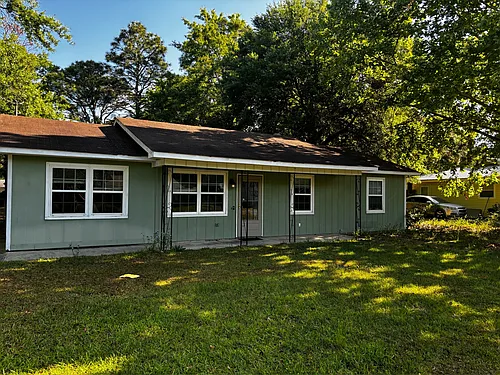 642 Lee Rd Photo 1