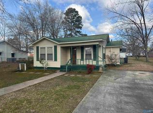 209 Lay Ave, Glencoe, AL 35905