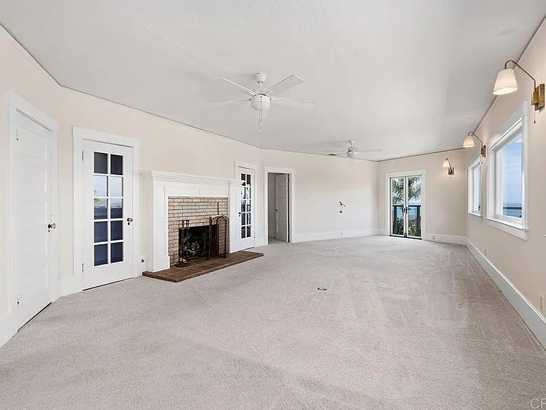 1654 Camino Del Mar #UPPER — Photo 12