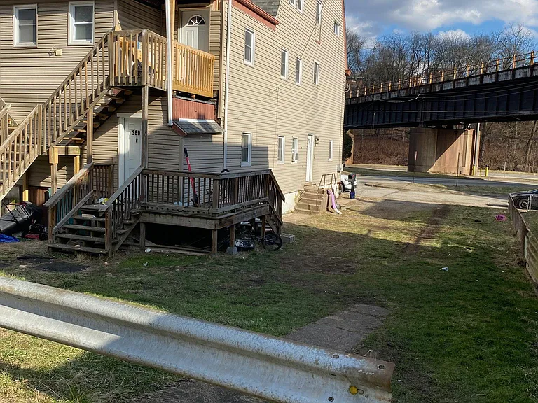 371 Larimer Ave — Photo 11