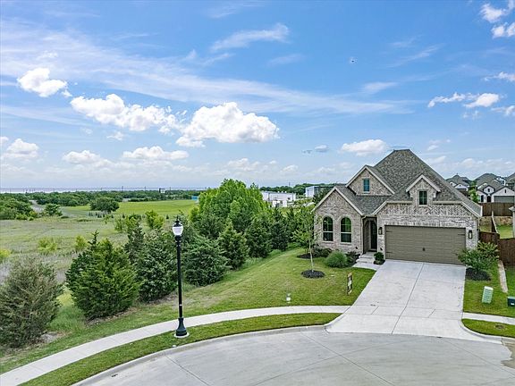 2nd image of 1701 Pelham Dr