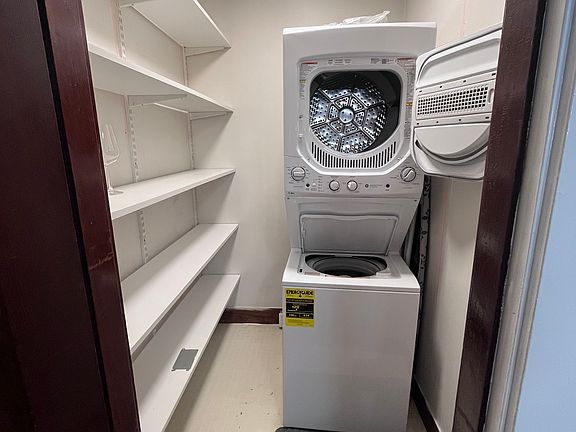 2nd image of 186-188 Atlantic St #1