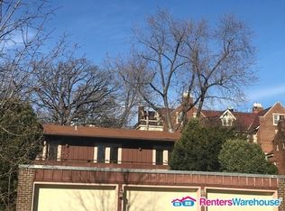 1404 Douglas Ave, Minneapolis, MN 55403