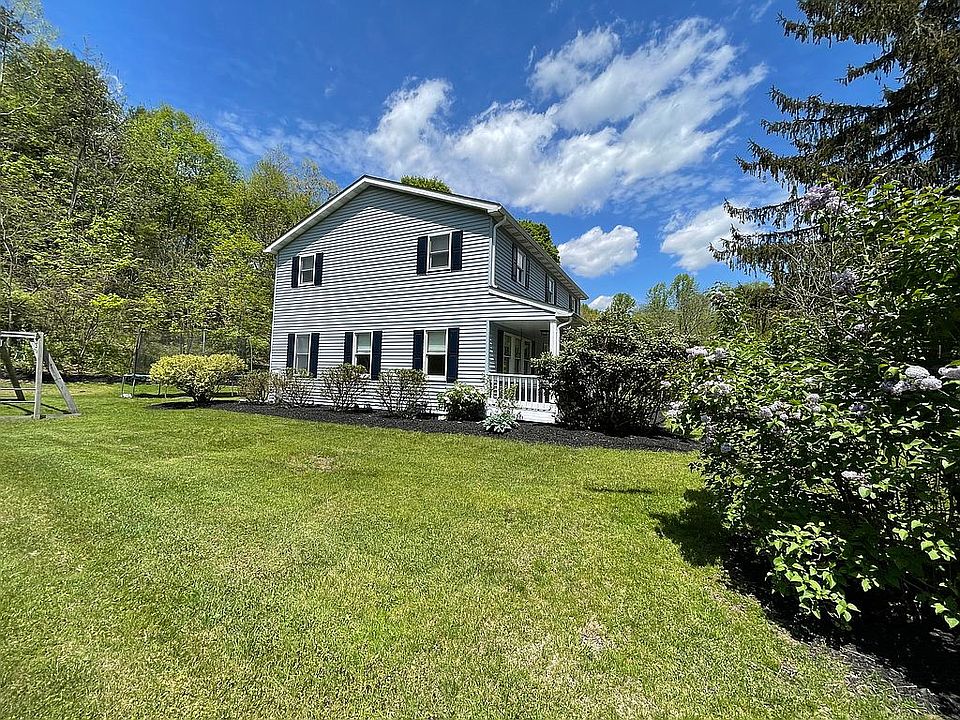 2nd image of 1153 Pine Ln