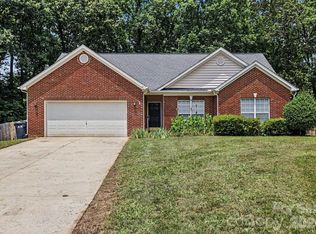 2922 Tallard Ln, Charlotte, NC 28270